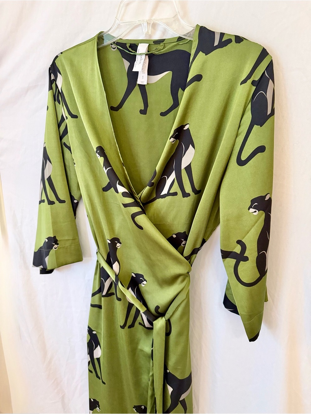 Satin Wrap Maxi Dress Robe Green Panther Jaguar Cat - Picture 2 of 8